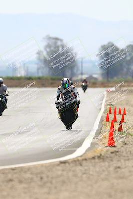 media/Jun-07-2025-TrackDaz (Sat) [[4413525952]]/C Group/240pm (Turn 9)/